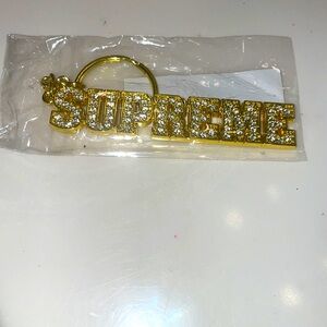 Brand New Supreme BLOCK LOGO KEYCHAIN   In Retail Package